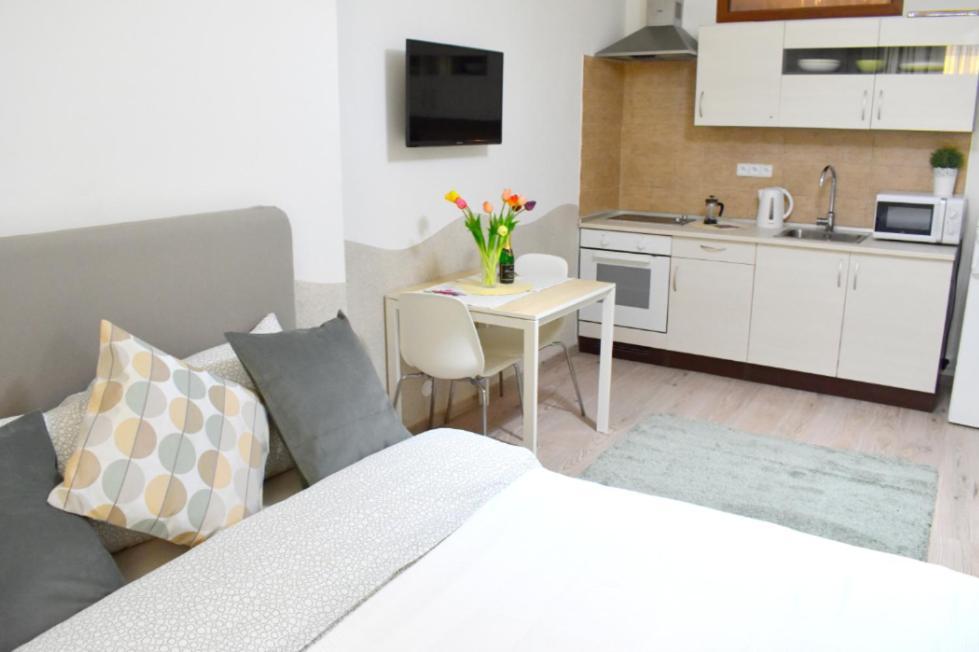 Prague City Centre Apartment — Photos 2